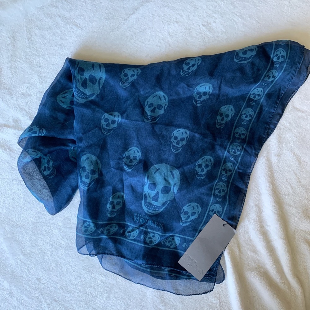 Alexander McQueen scarf